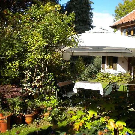 Bed and Breakfast Penny's Garden